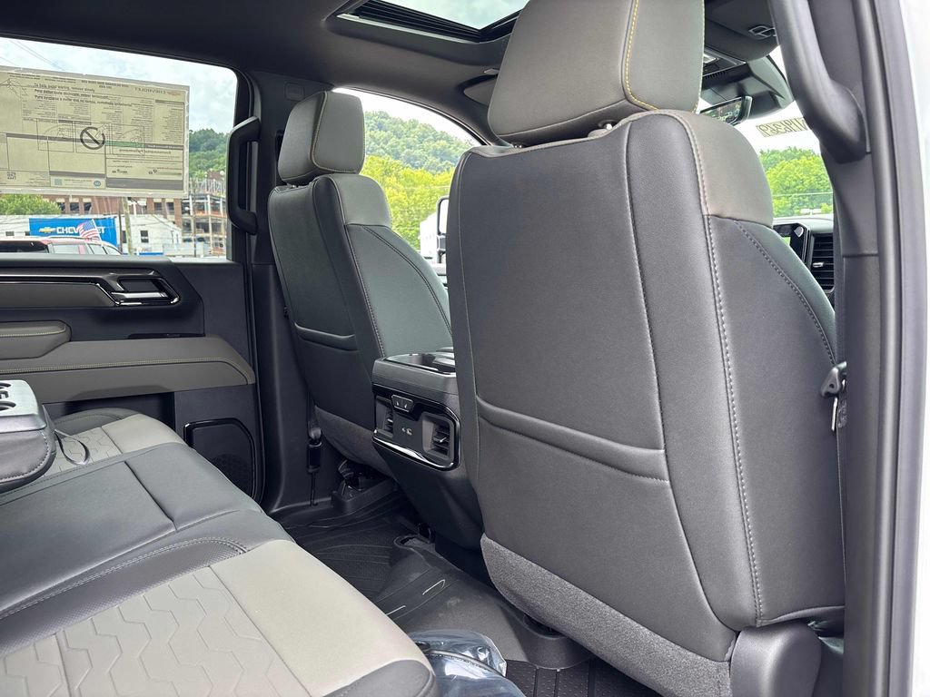 2026 Chevrolet Silverado 2500 HD ZR2 - Photo 29