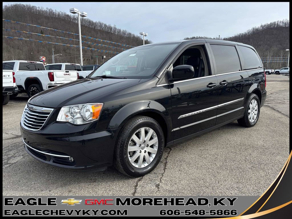 2016 Chrysler Town & Country Touring