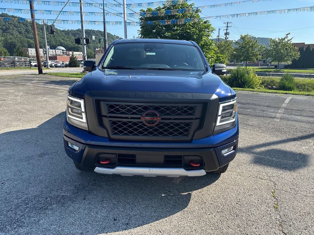 2024 Nissan Titan PRO-4X - Photo 8