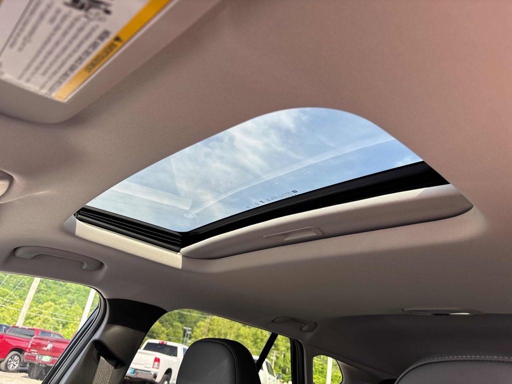 2026 Chevrolet Trax LT - Photo 34