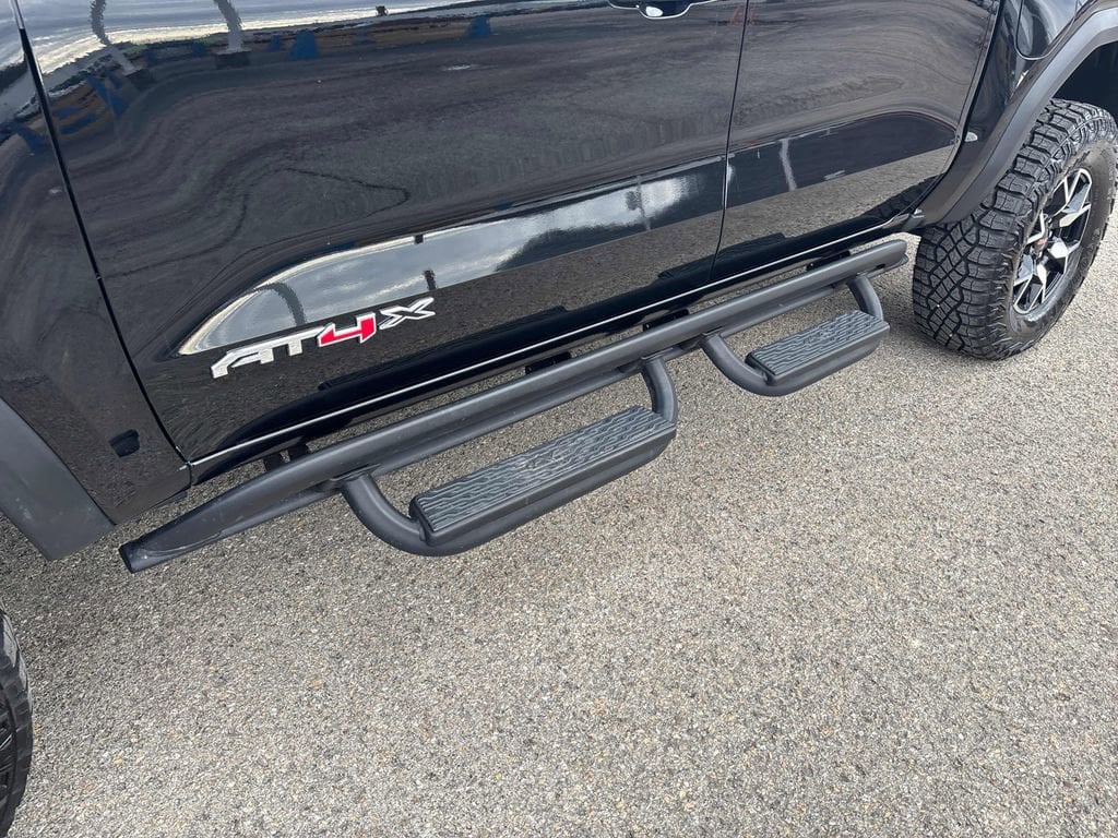 2026 GMC Canyon AT4X - Photo 9