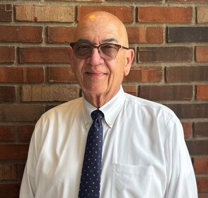 Staff member Larry Oldham from ID_d3b738