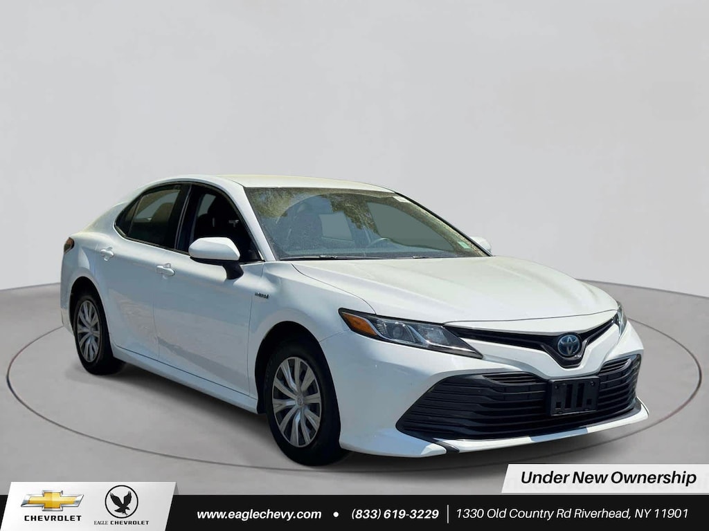 Used 2018 Toyota Camry Hybrid LE