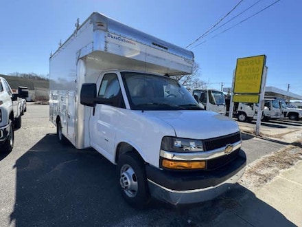 2024 Chevrolet Express Cutaway 3500 1WT Cutaway Van
