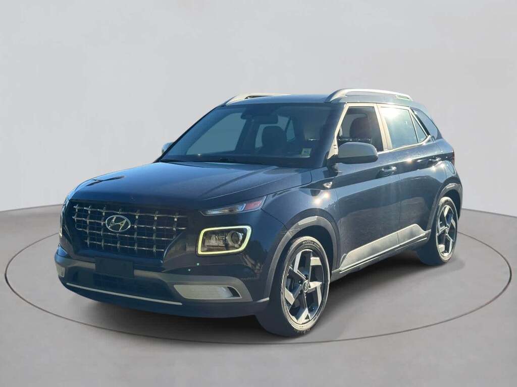 Used 2023 Hyundai Venue Limited SUV