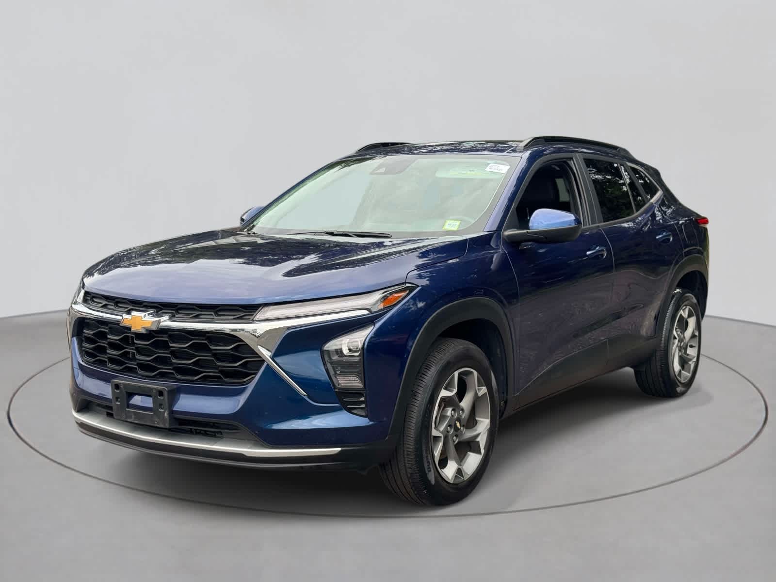 Used 2024 Chevrolet Trax LT with VIN KL77LHE23RC070745 for sale in Riverhead, NY