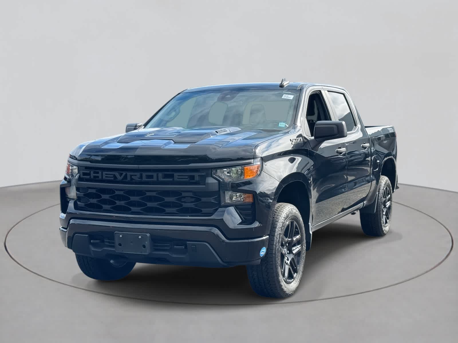 Used 2022 Chevrolet Silverado 1500 Custom with VIN 3GCUDCET2NG523968 for sale in Riverhead, NY