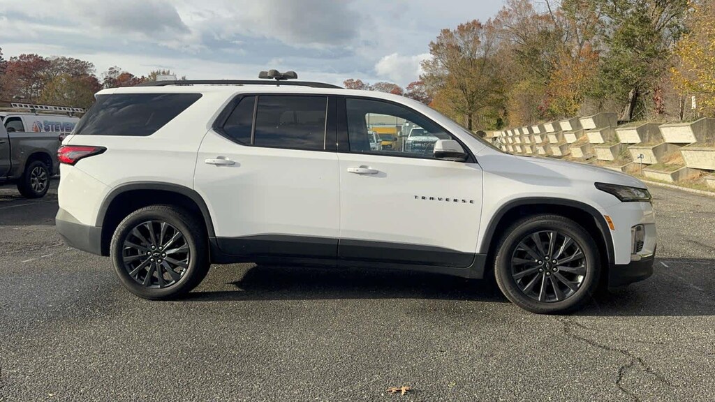 Certified 2023 Chevrolet Traverse RS SUV