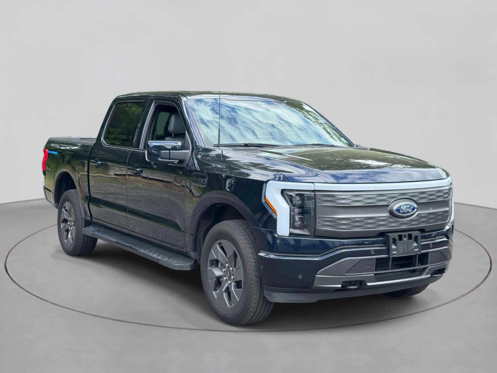 2022 Ford F-150 Lariat 4x4 SuperCrew 5-1/2 Box's photo