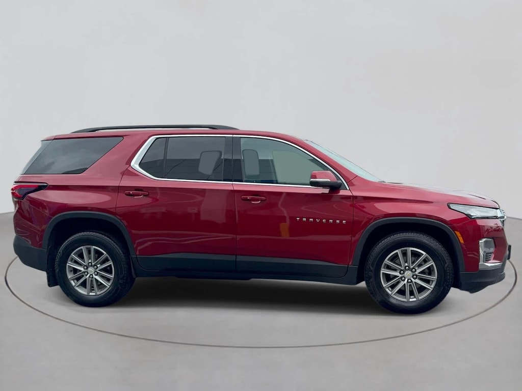 Used 2023 Chevrolet Traverse LT Cloth SUV