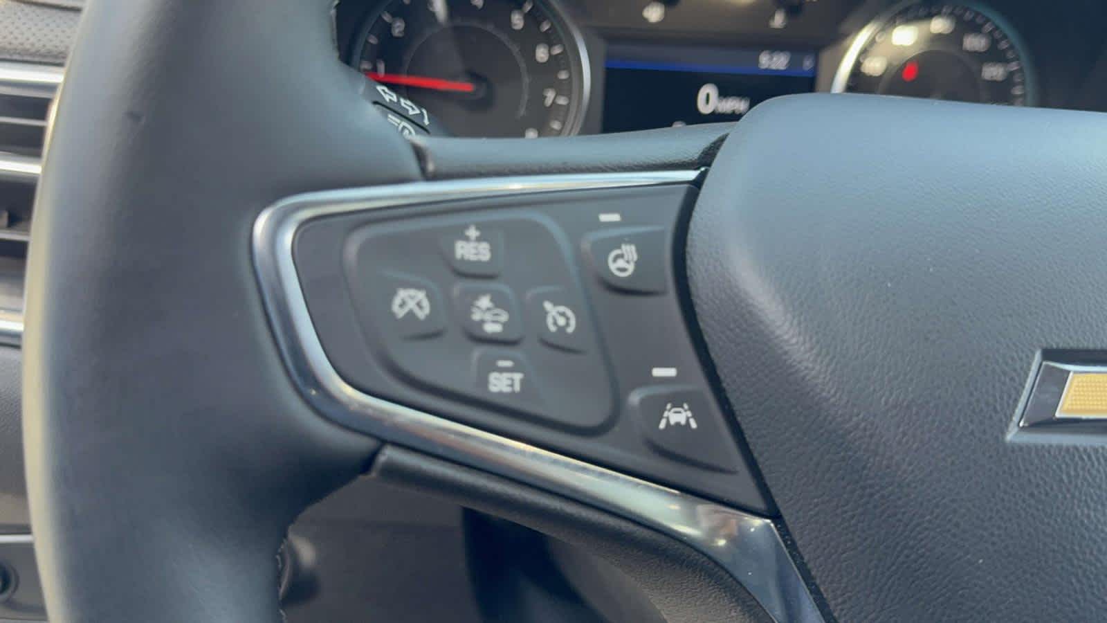 2024 Chevrolet Equinox Premier - Photo 15