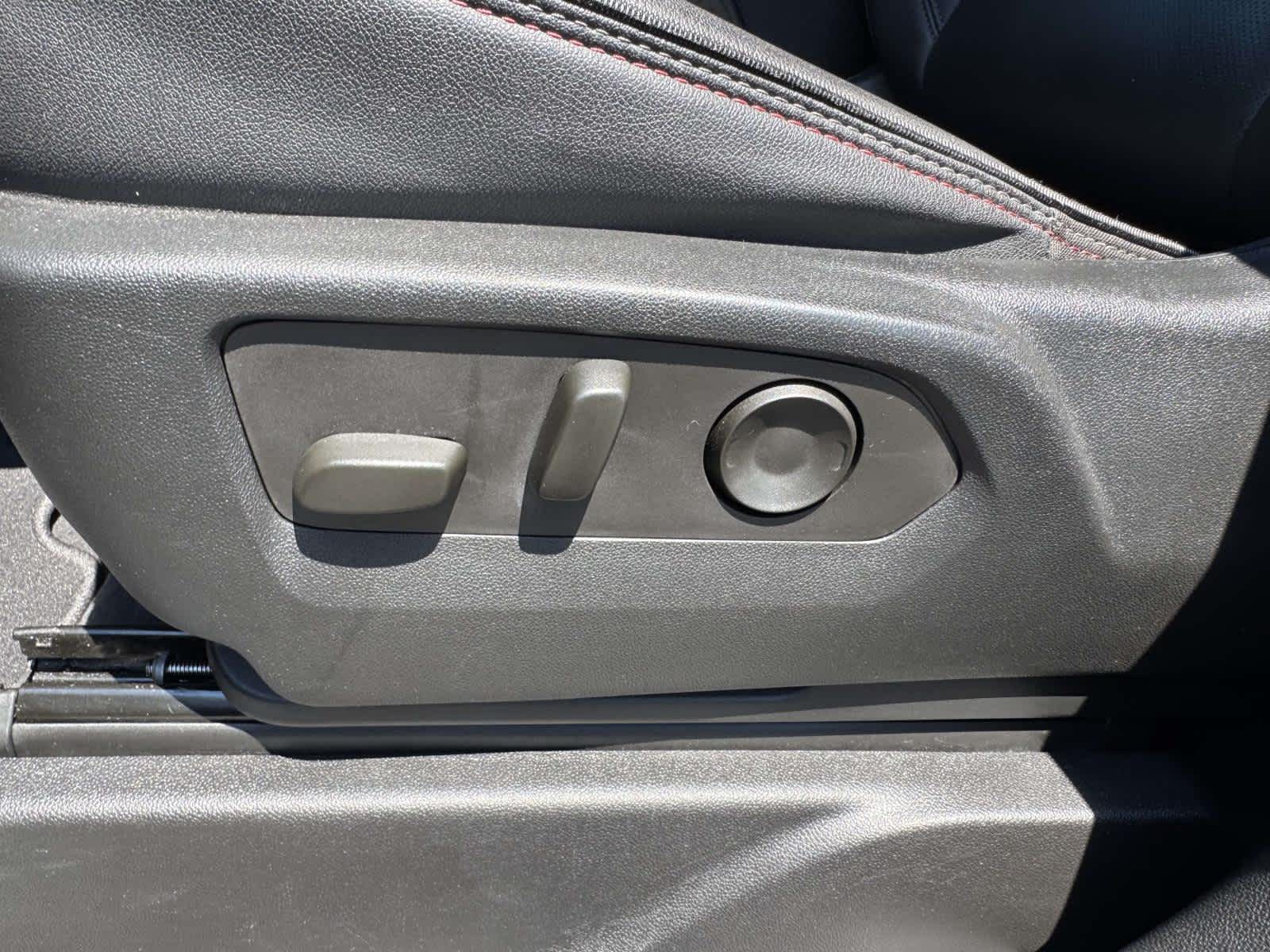 2023 Chevrolet Tahoe RST - Photo 24