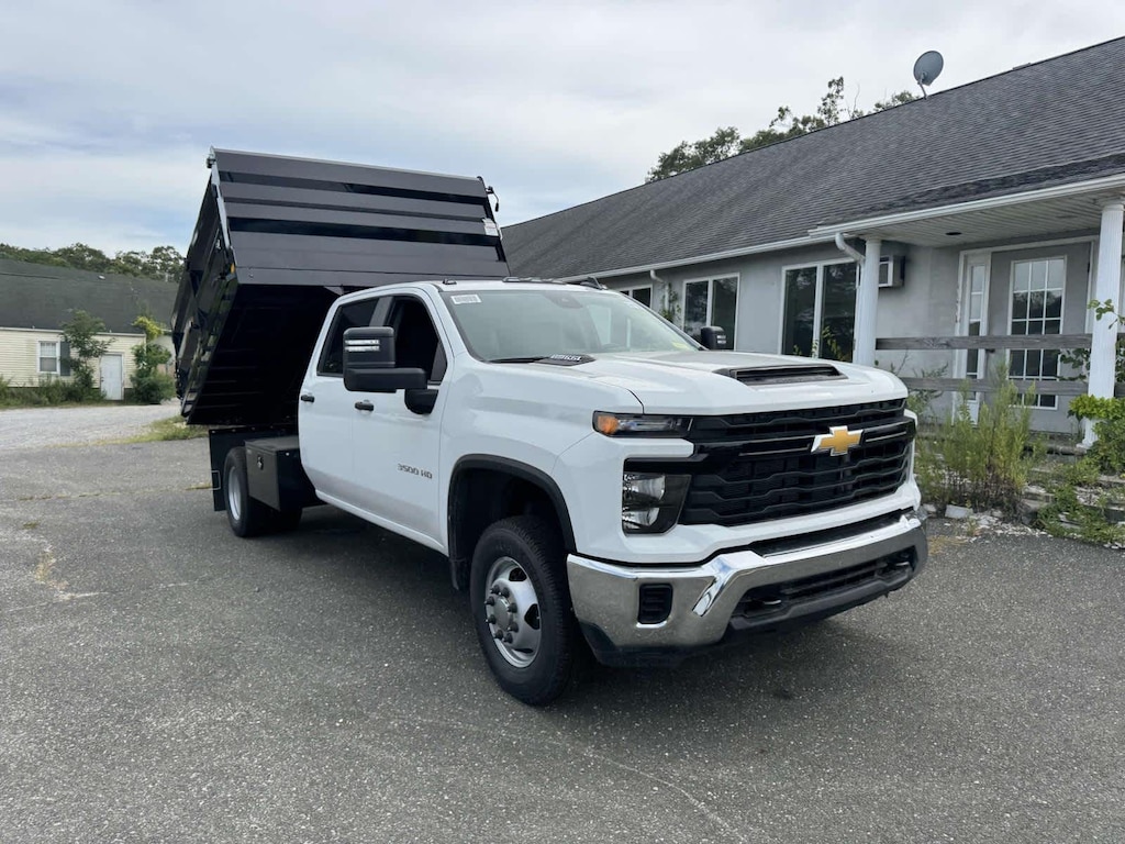 New 2025 Chevrolet Silverado 3500 HD Chassis Cab Work Truck Truck
