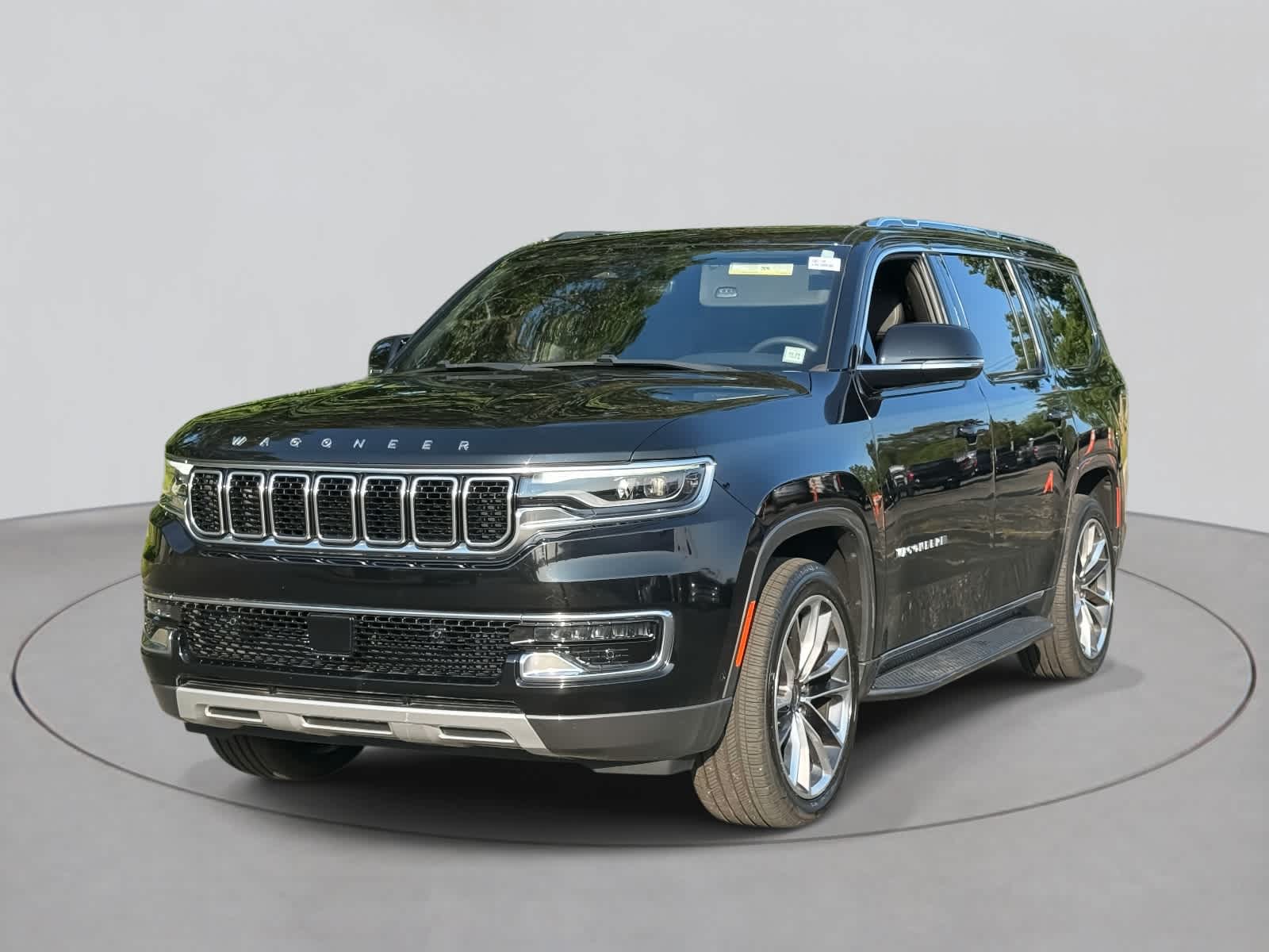 Used 2022 Jeep Wagoneer Series II with VIN 1C4SJVBT1NS113185 for sale in Riverhead, NY