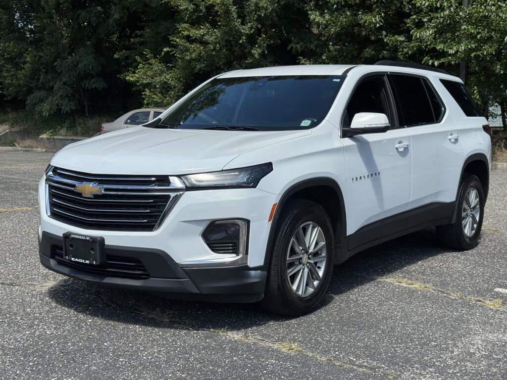 Used 2023 Chevrolet Traverse LT Cloth SUV