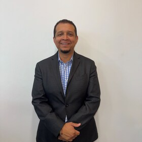 Staff member Fernando Barreiro from ID_a6fc4c7e6de5