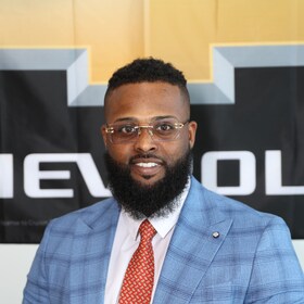 Staff member Everton Sterling from ID_9cbc38fcf31f