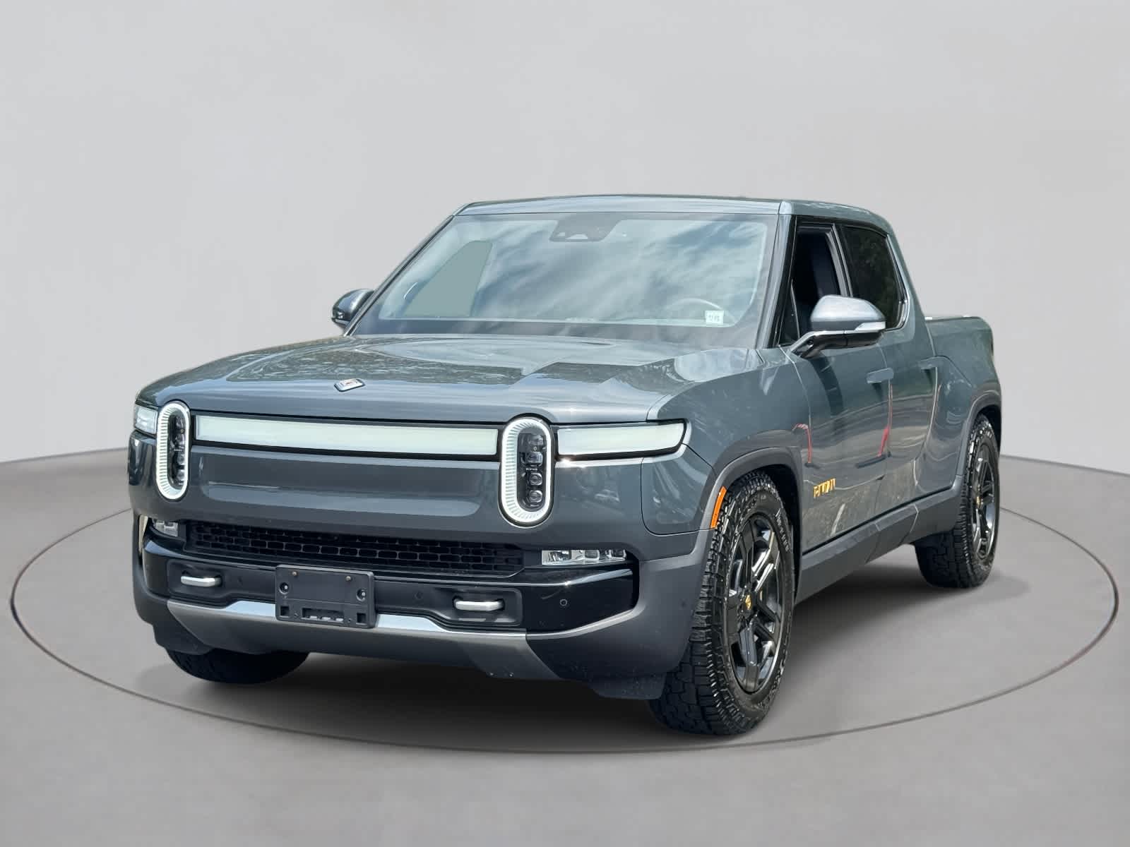 Used 2022 Rivian R1T Adventure with VIN 7FCTGAAA4NN016051 for sale in Riverhead, NY