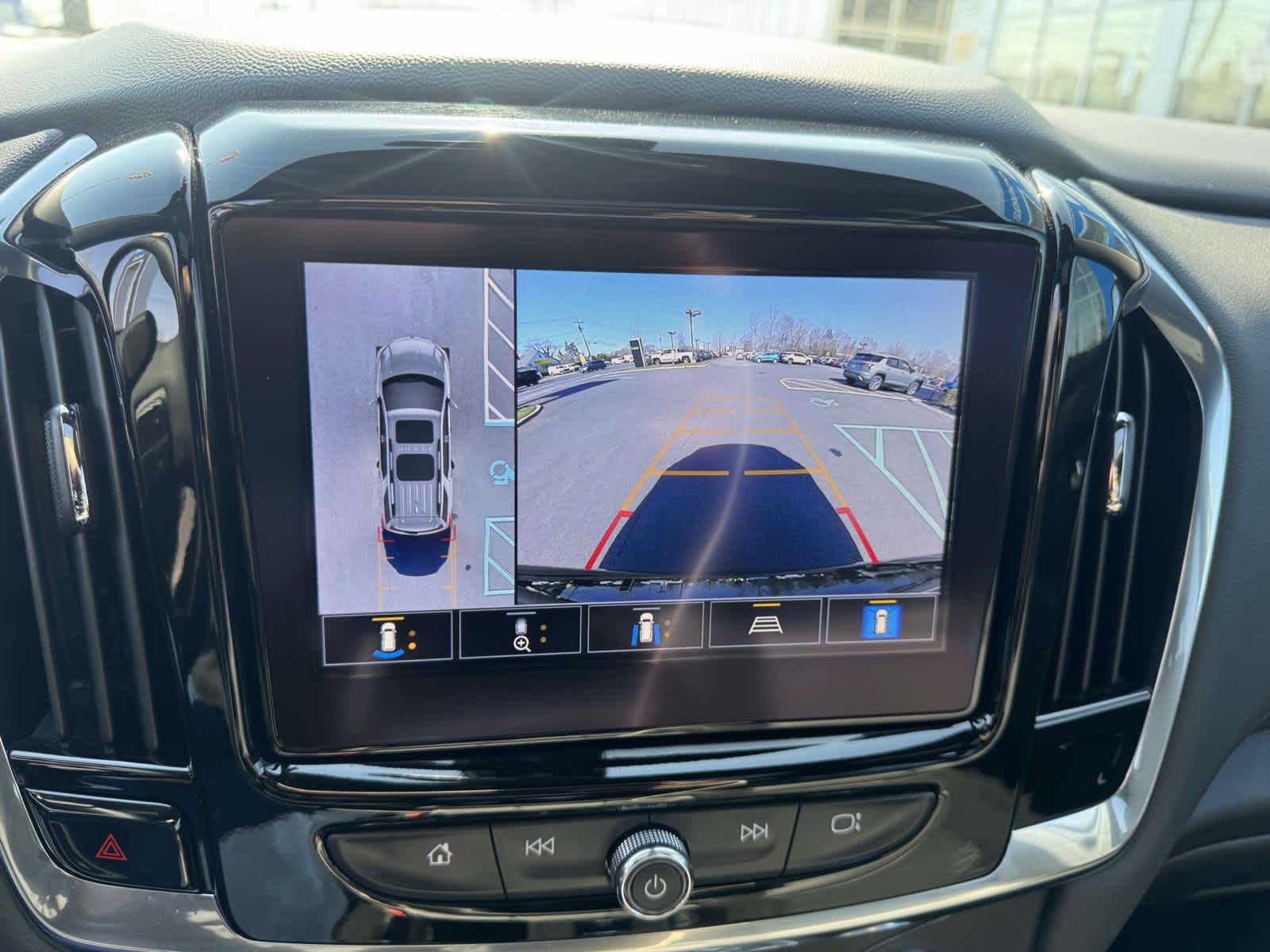 2023 Chevrolet Traverse RS - Photo 26