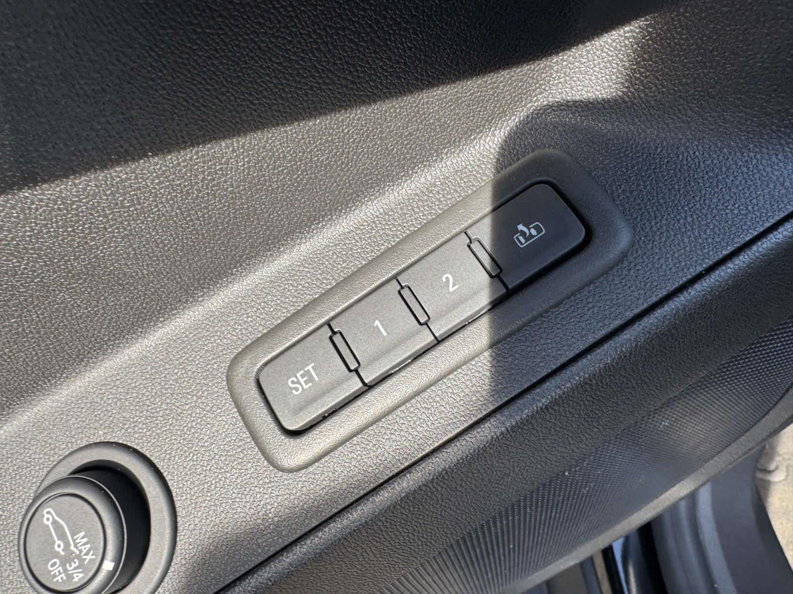 2024 Chevrolet Equinox Premier - Photo 26