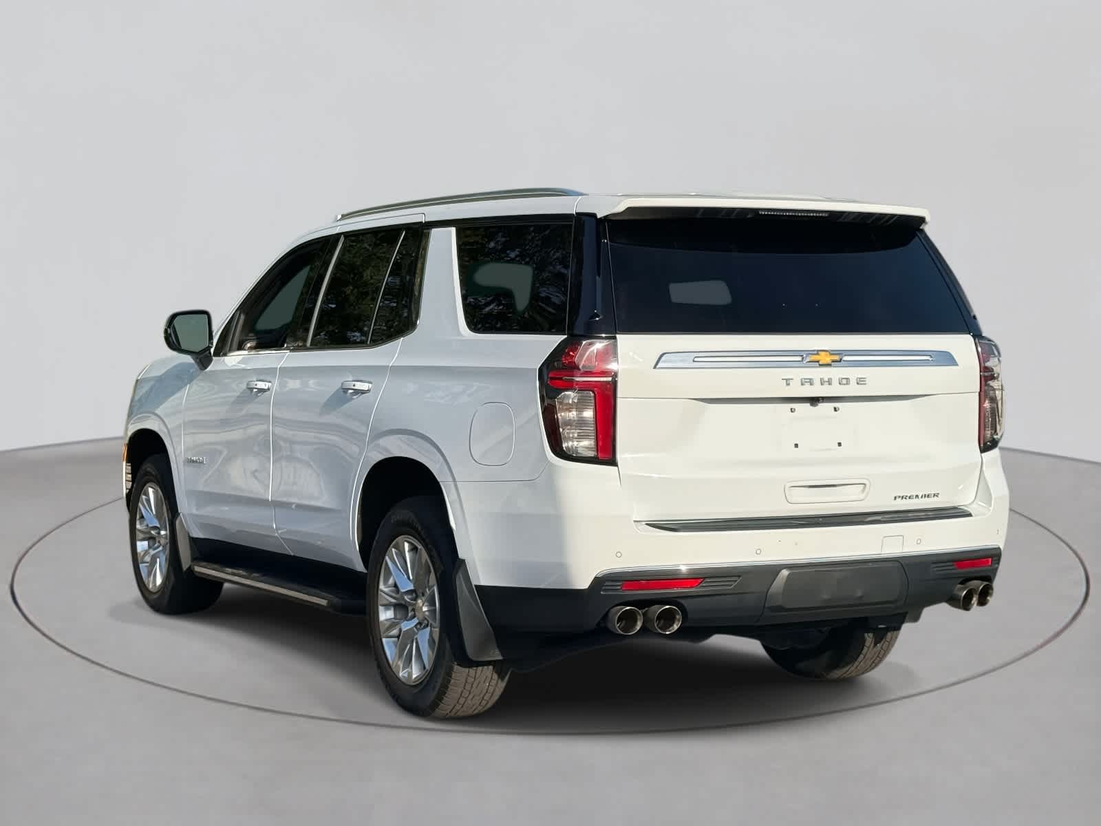 2023 Chevrolet Tahoe Premier photo 3