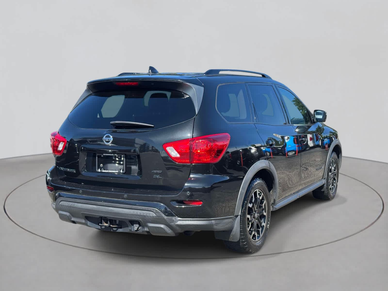 Used 2020 Nissan Pathfinder SL 4WD SUV