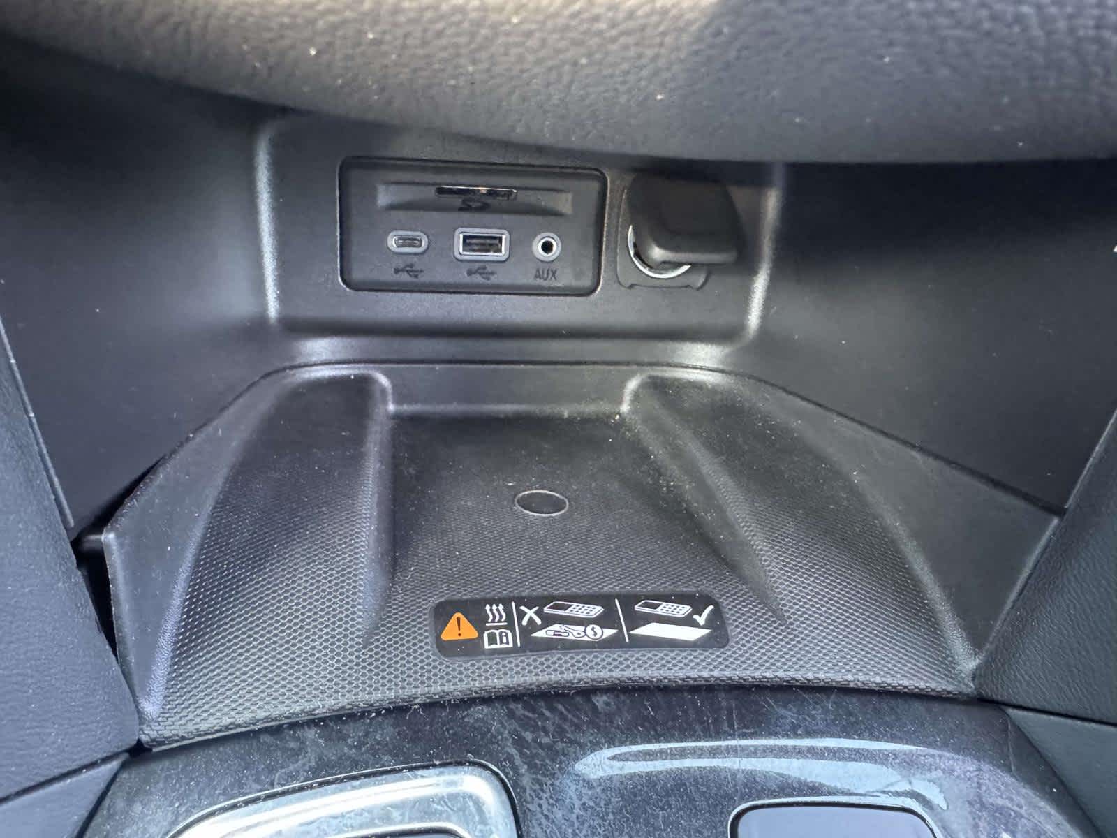 2024 Chevrolet Equinox Premier - Photo 28