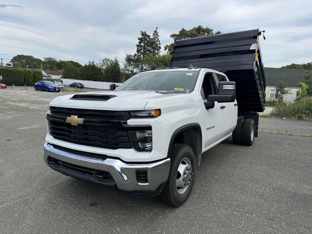 New 2025 Chevrolet Silverado 3500 HD Chassis Cab Work Truck Truck