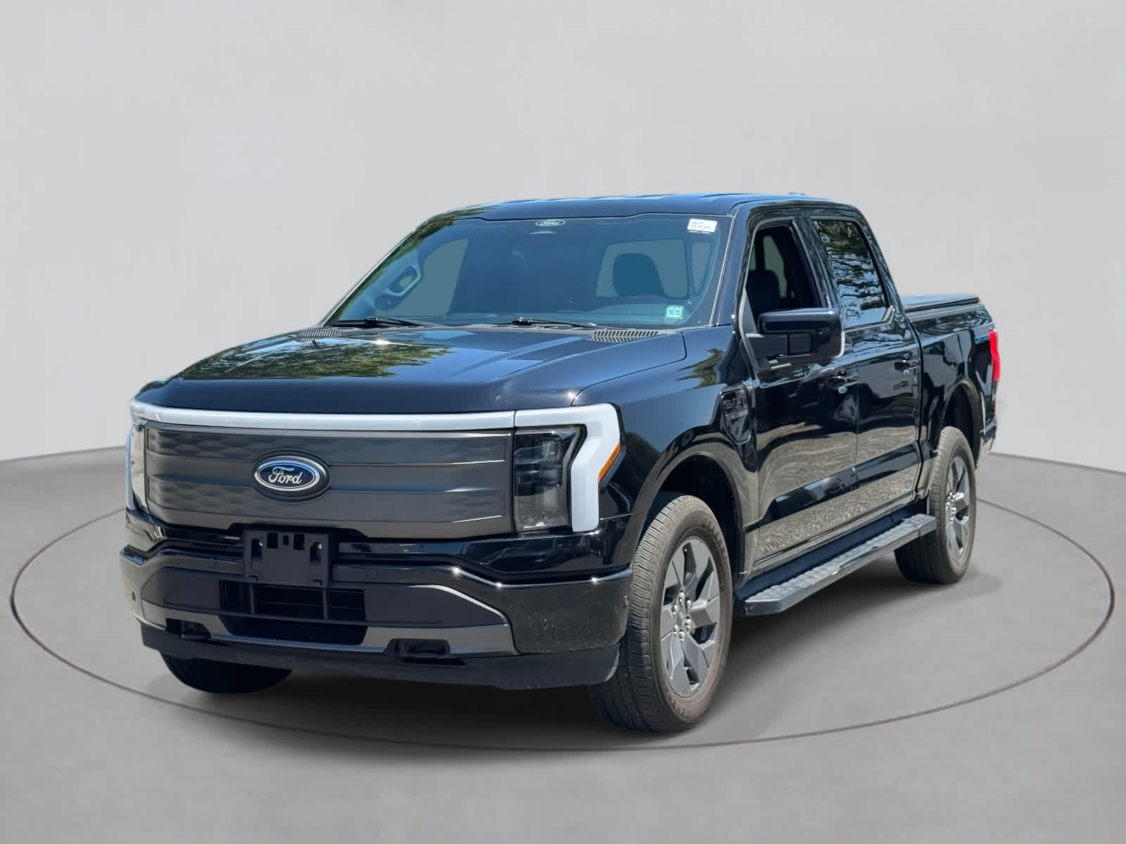 Used 2022 Ford F-150 Lightning Lariat with VIN 1FTVW1EL3NWG14770 for sale in Riverhead, NY
