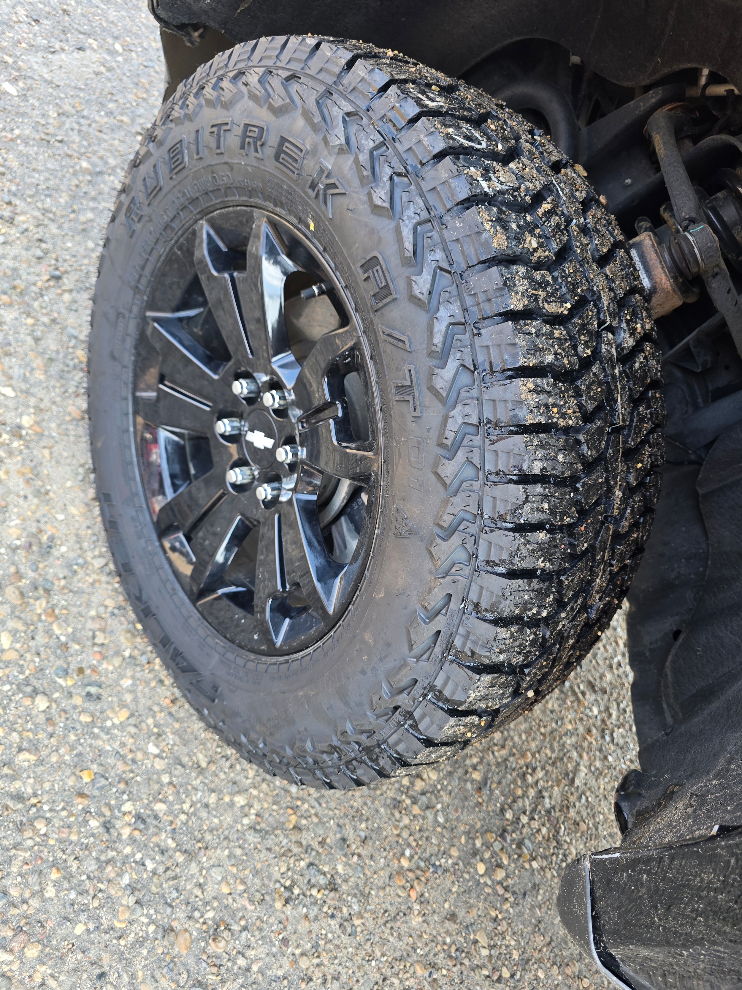 2022 Chevrolet Colorado Z71 - Photo 27