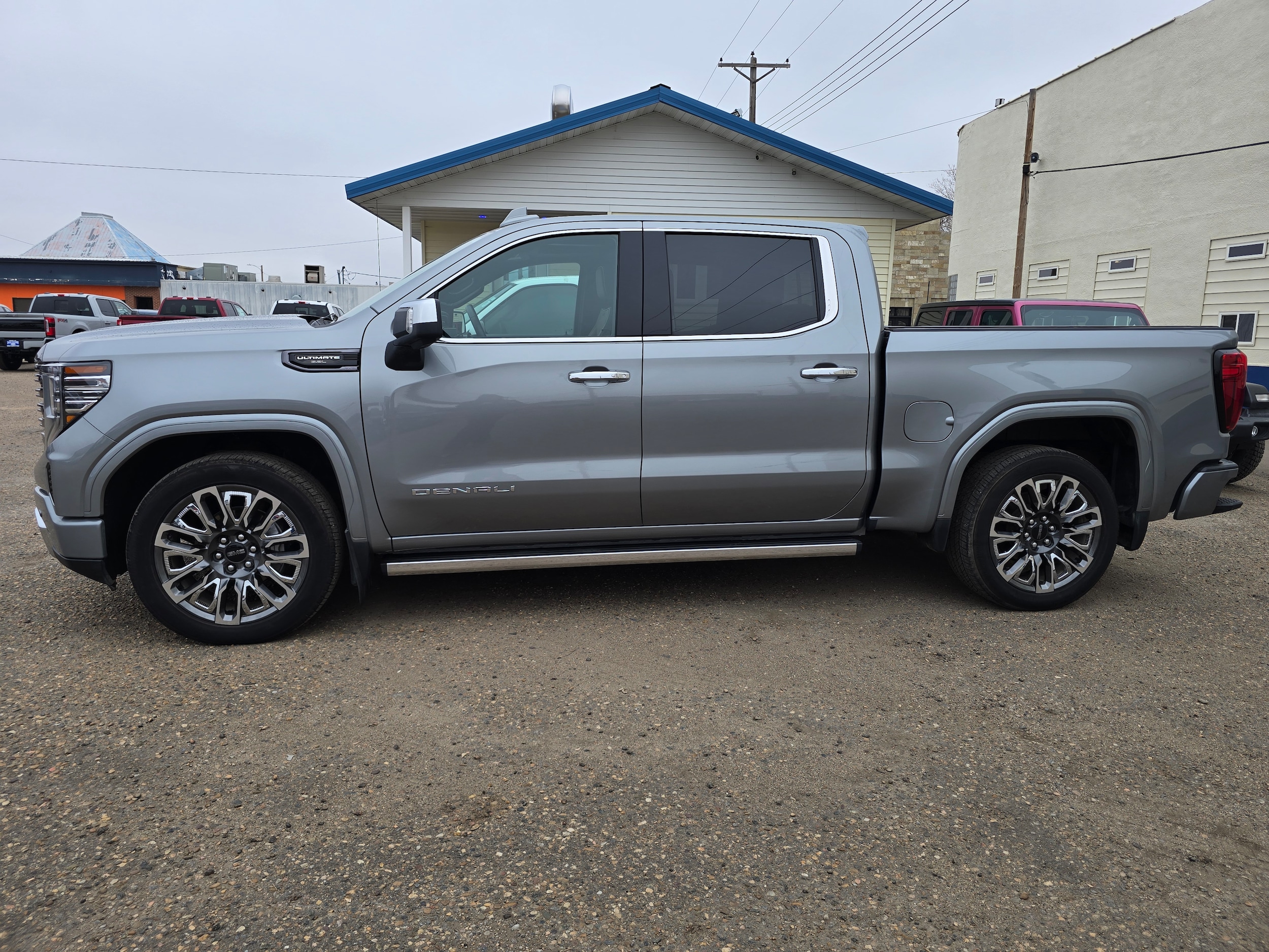 2024 GMC Sierra 4WD Crew Cab Short Box Denali Ultimate's photo
