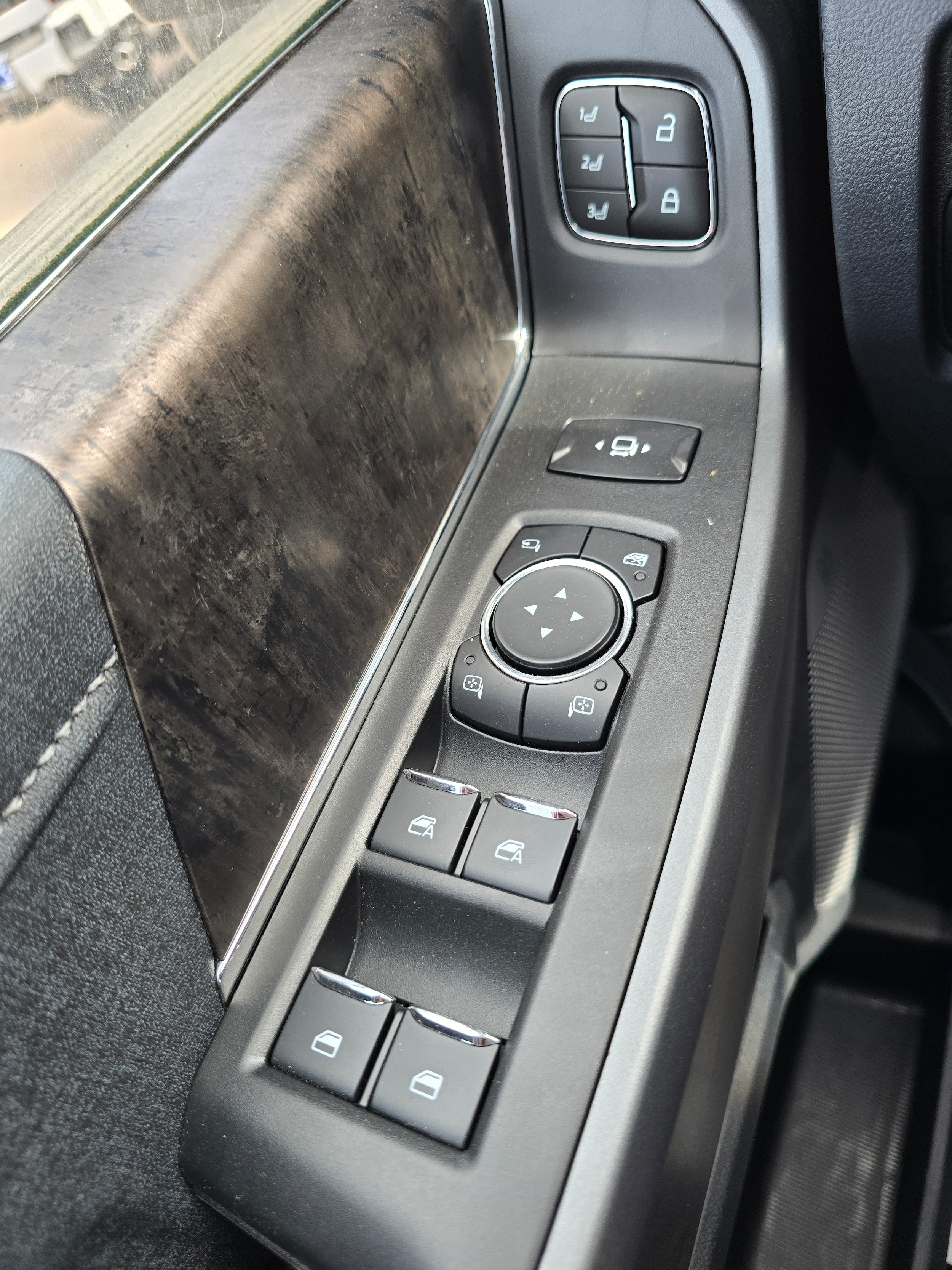 2026 Ford F-350 Super Duty Lariat - Photo 7