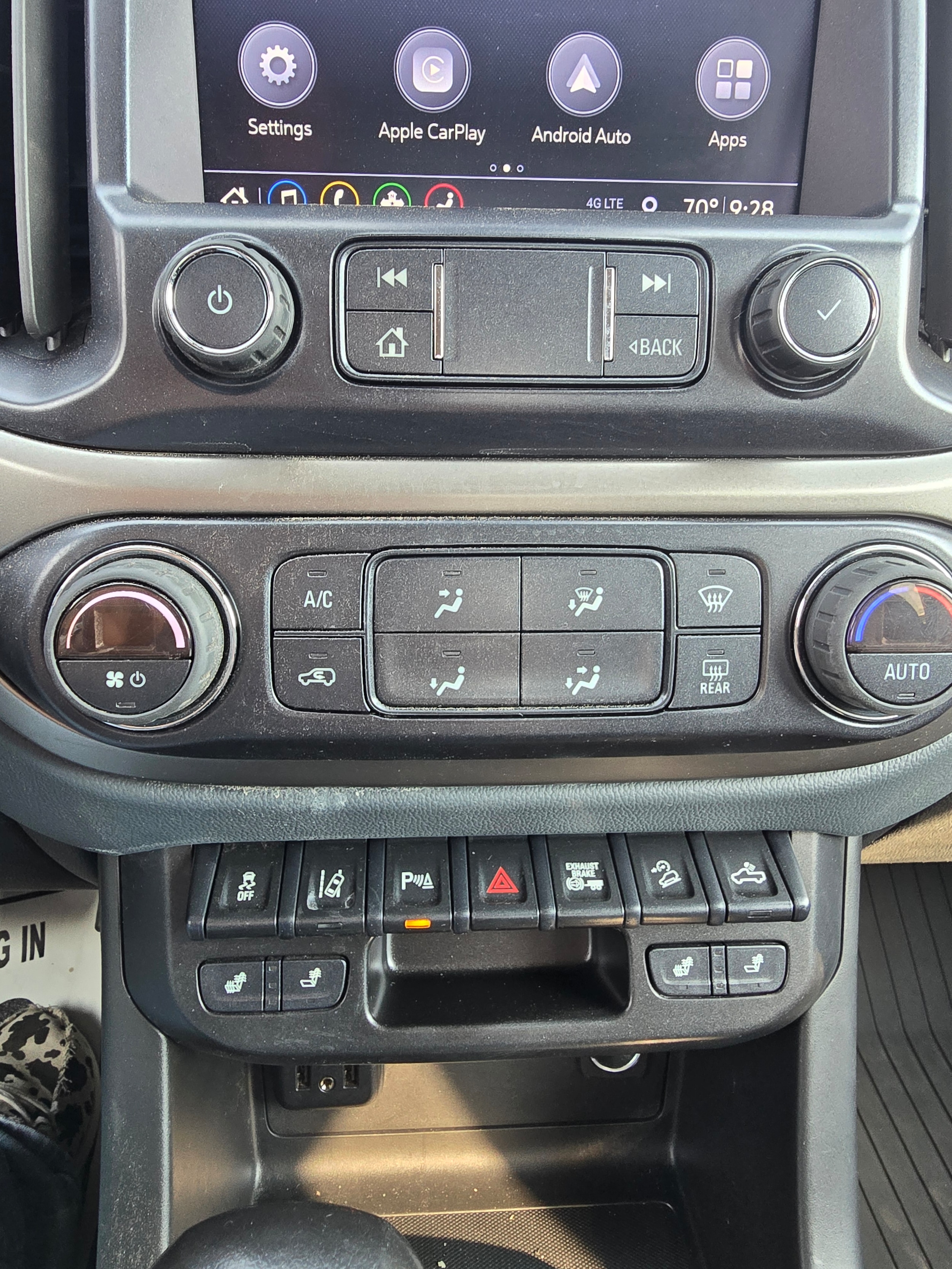 2022 Chevrolet Colorado Z71 - Photo 15