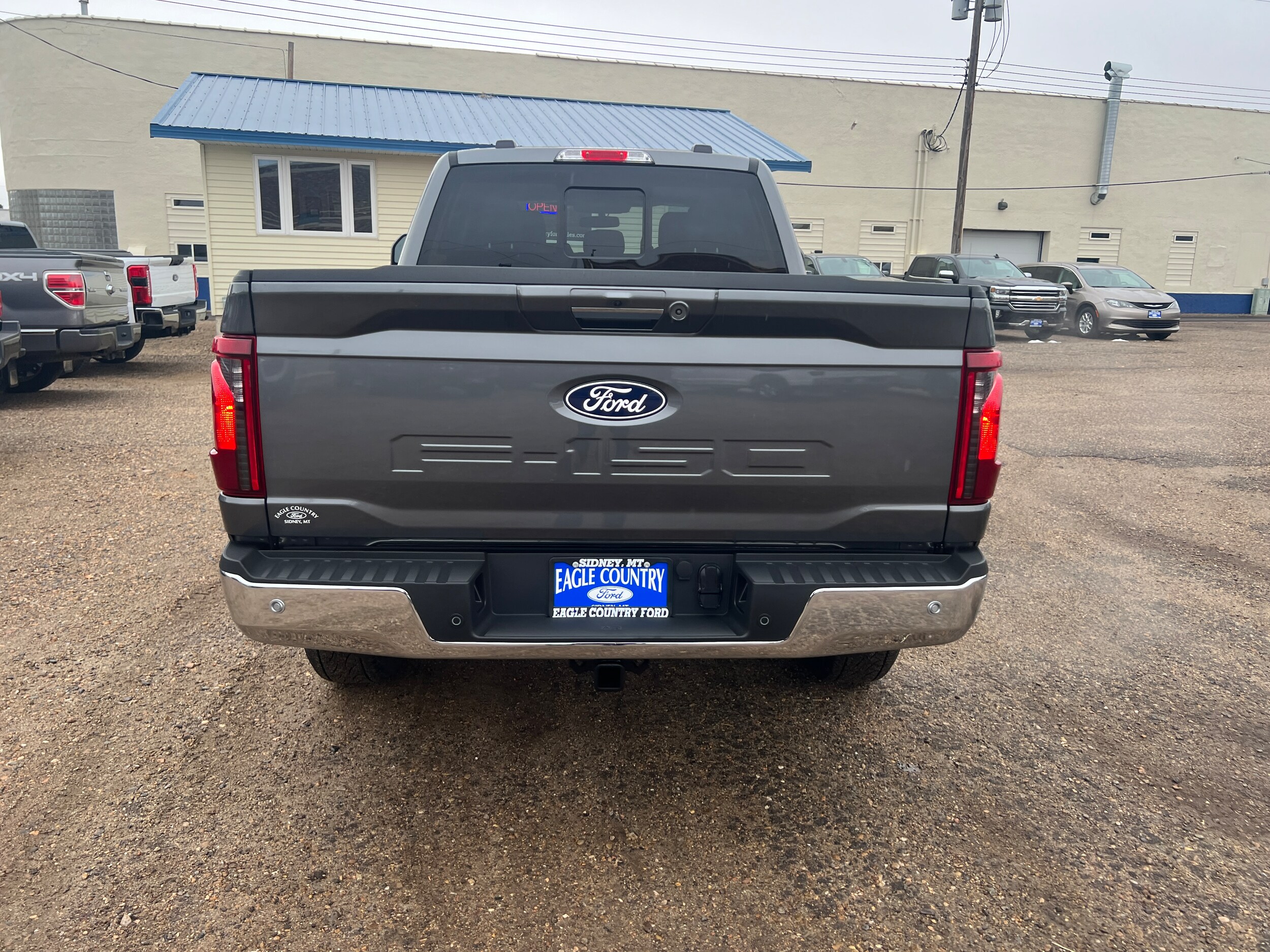 2024 Ford F-150 XLT photo 2