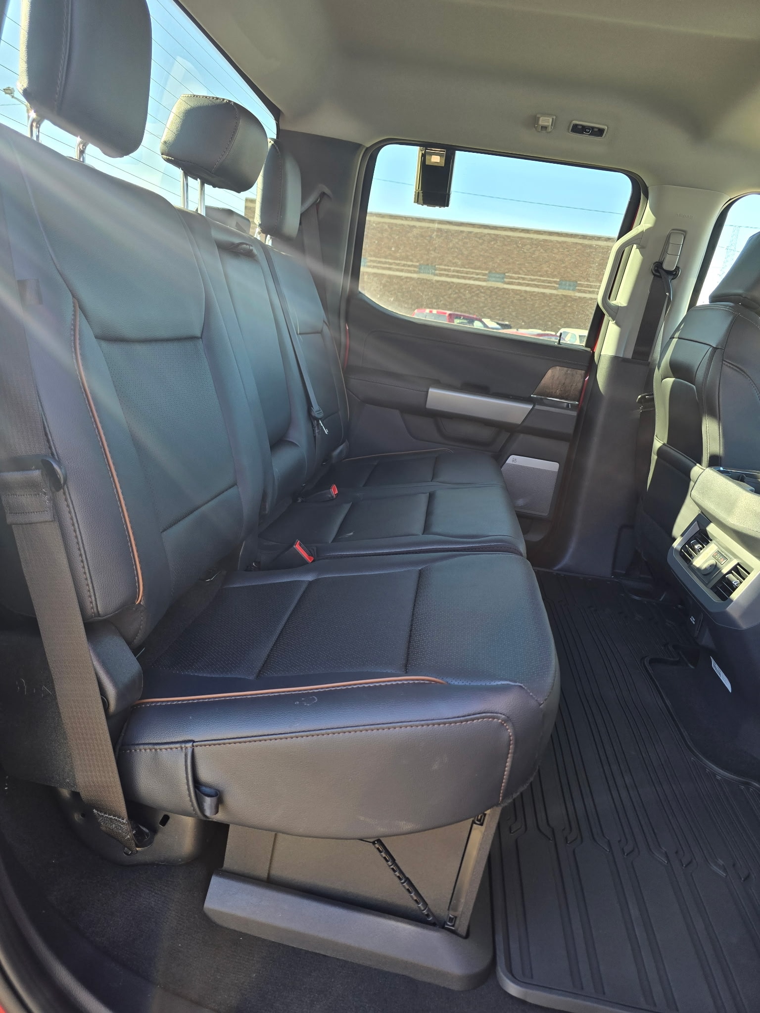2026 Ford F-350 Super Duty Lariat - Photo 17