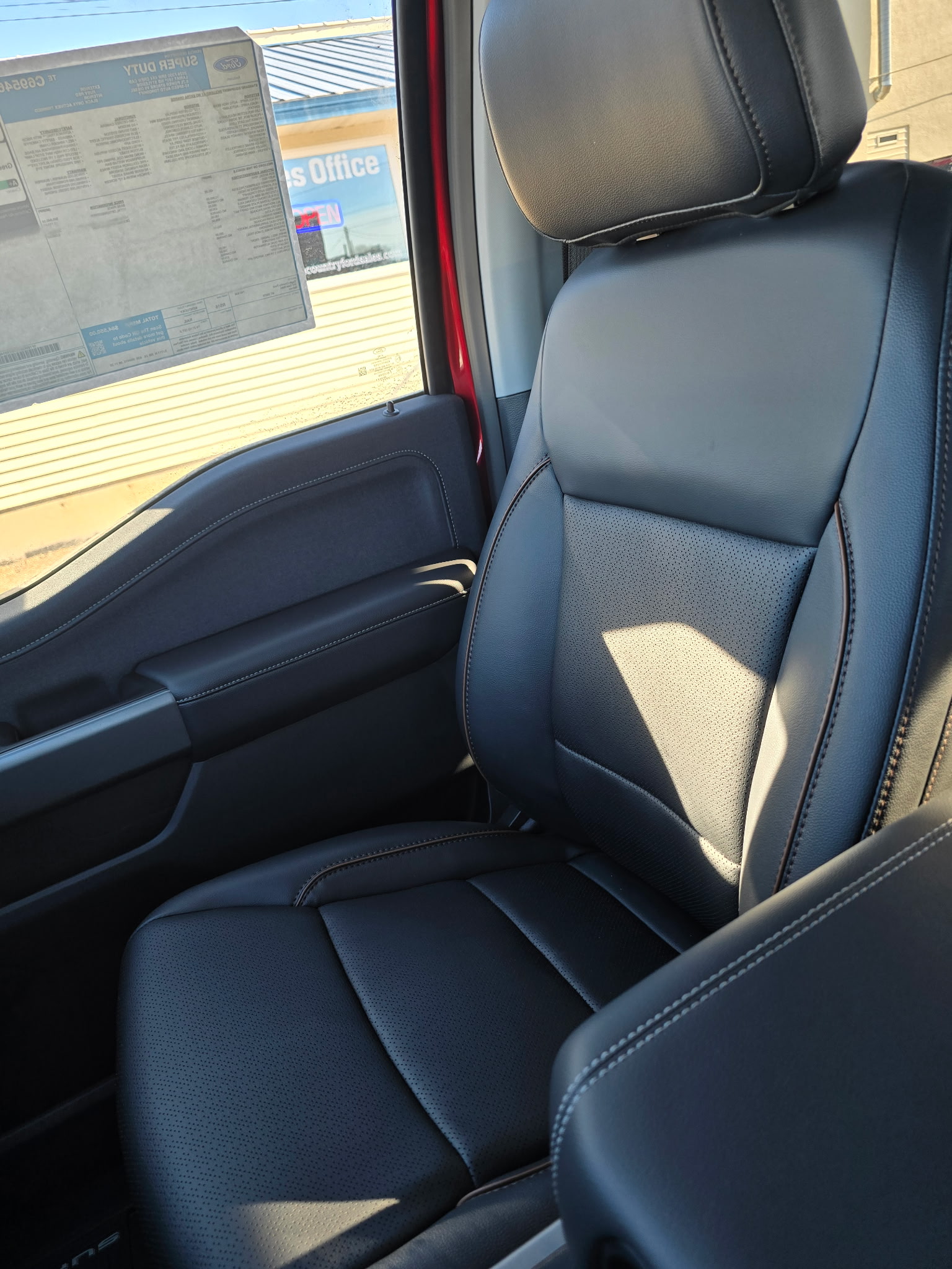 2026 Ford F-350 Super Duty Lariat - Photo 13