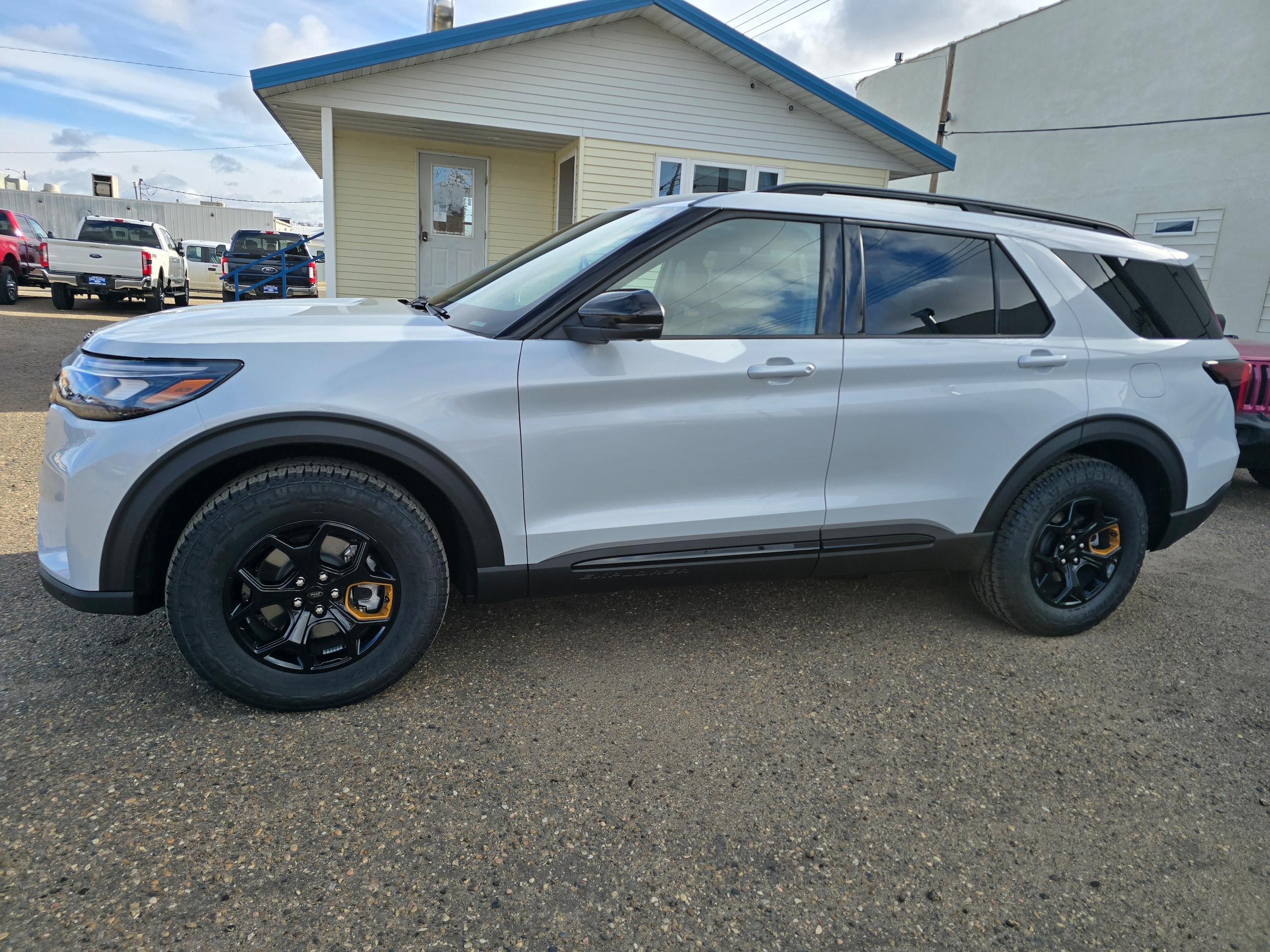 2026 Ford Explorer Tremor 4WD's photo