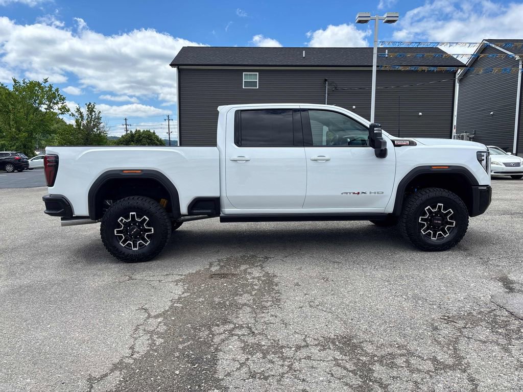 2026 GMC Sierra 2500HD AT4X - Photo 6