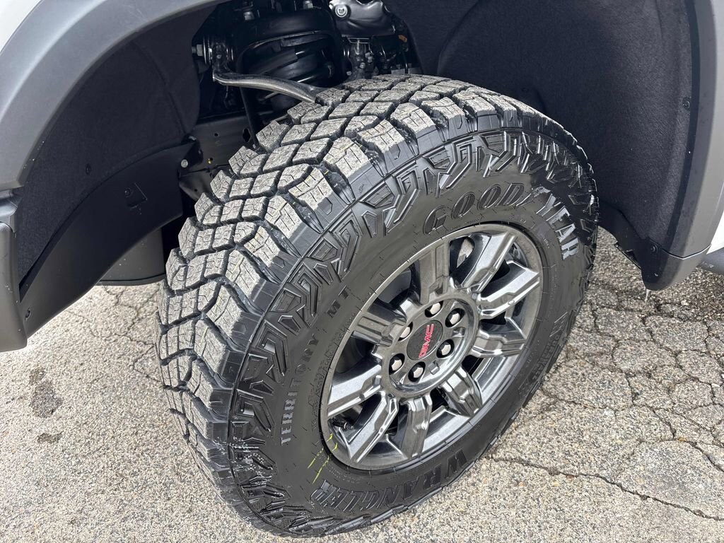 2026 GMC Sierra 1500 AT4X - Photo 77