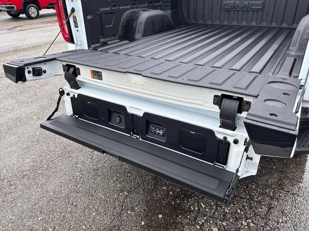 2026 GMC Sierra 1500 AT4X - Photo 28