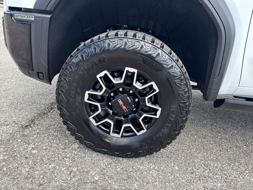 2026 GMC Sierra 2500HD AT4X - Photo 38