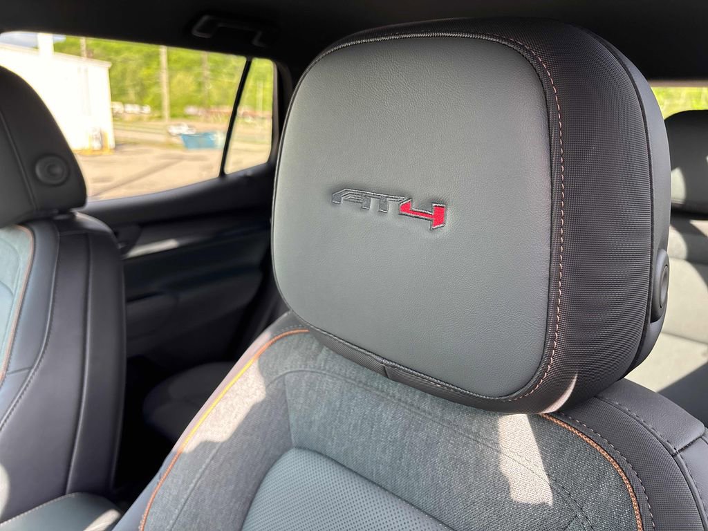 2026 GMC Terrain AT4 - Photo 13