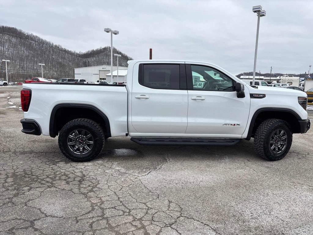 2026 GMC Sierra 1500 AT4X - Photo 41