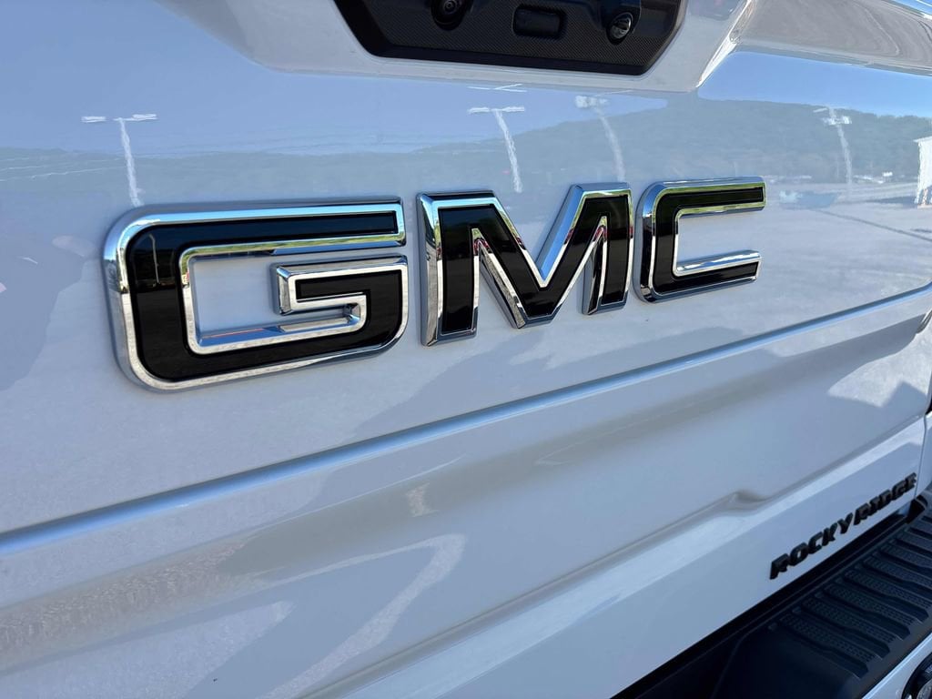 2026 GMC Sierra 1500 AT4 - Photo 47