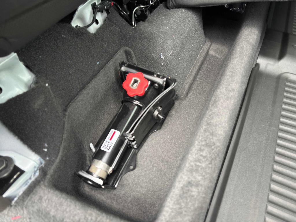 2026 GMC Sierra 1500 AT4X - Photo 69