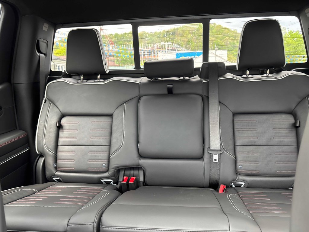 2026 GMC Sierra 1500 AT4X - Photo 20