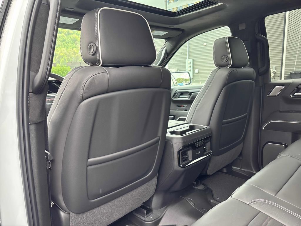 2026 GMC Sierra 1500 AT4X - Photo 24