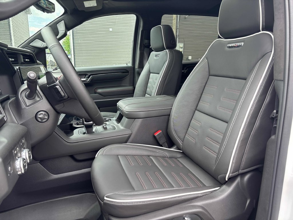 2026 GMC Sierra 1500 AT4X - Photo 10