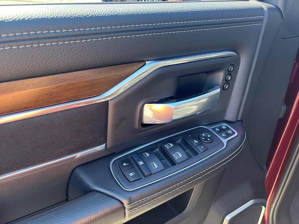 2024 RAM Ram 3500 Pickup Laramie - Photo 10