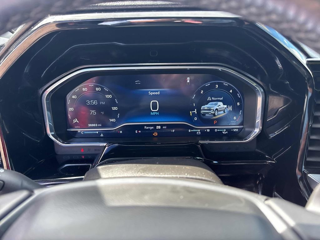 2023 Chevrolet Silverado 1500 RST - Photo 16